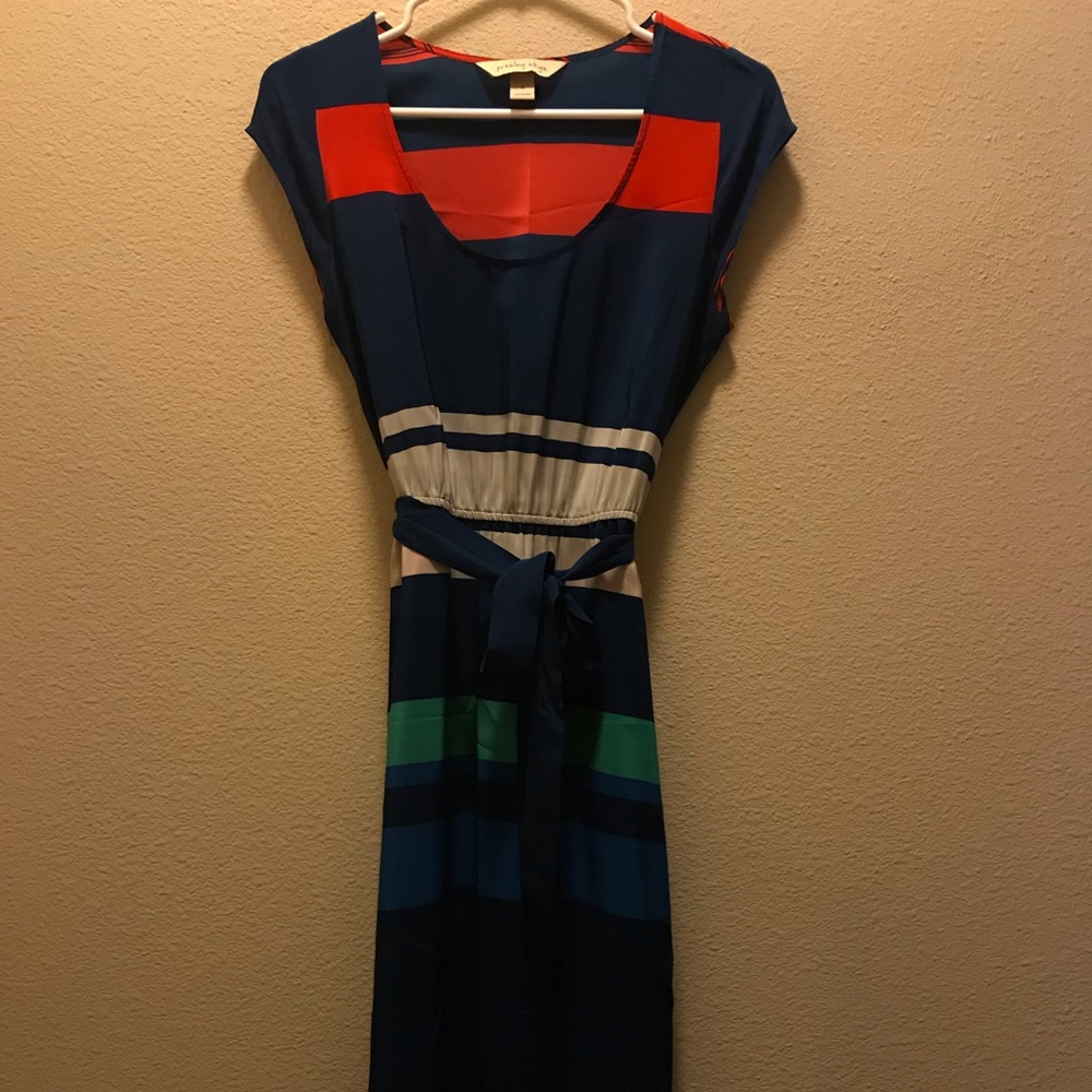 Tie-waist midi dress